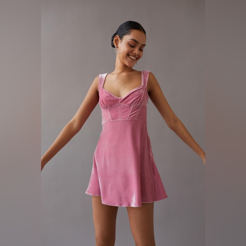 Urban Outfitters Genevieve Velvet Mini Dress